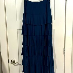 Nuggles ruffle skirt navy blue large